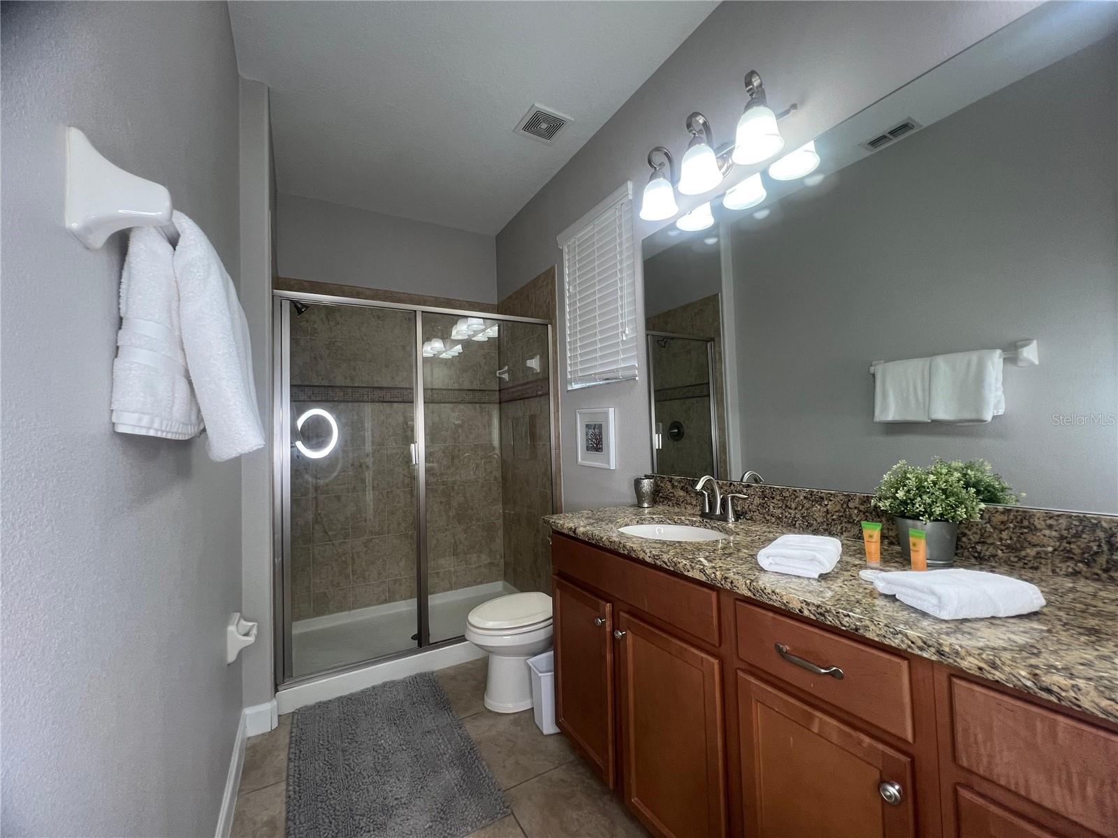 Image 27 of 88 For 8940 Sugar Palm Road
