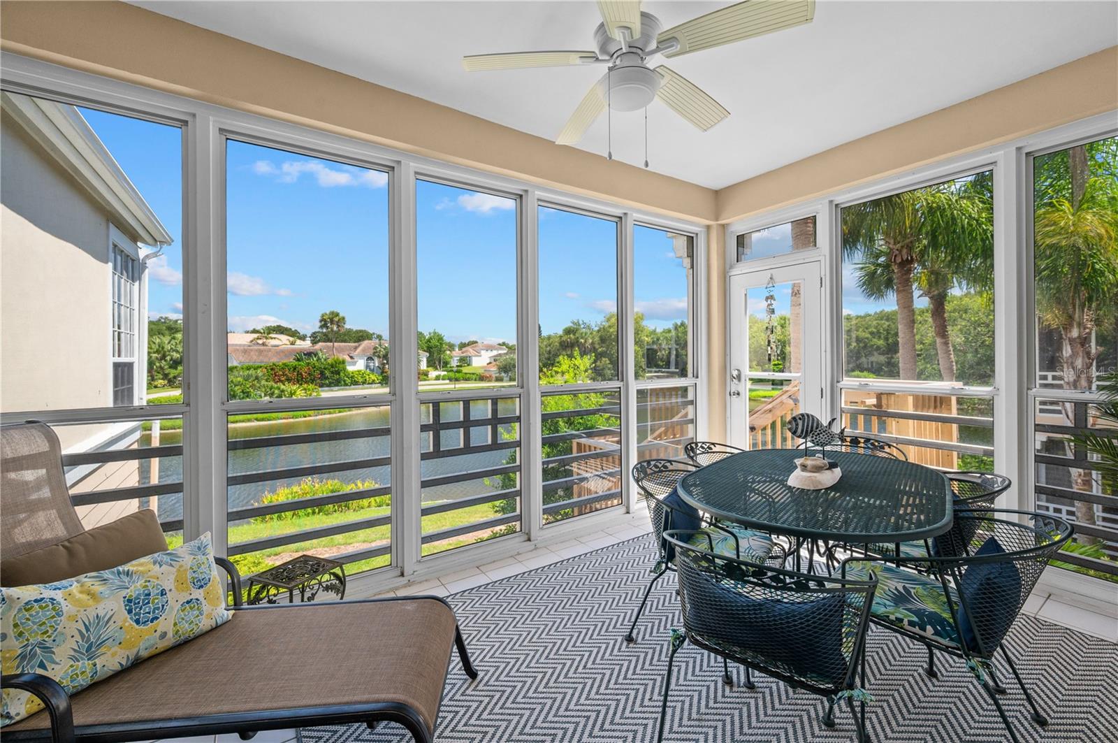 Image 19 of 28 For 8735 Lakeside Boulevard 210