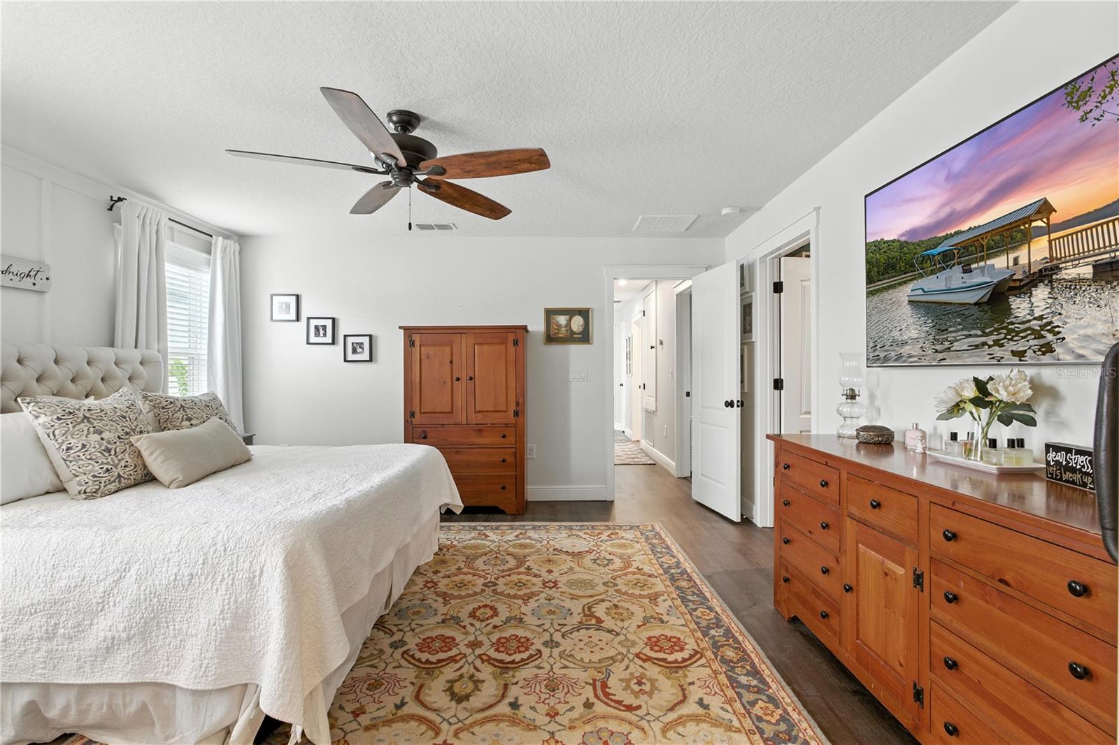 Image 18 of 42 For 16262 Firedragon Drive