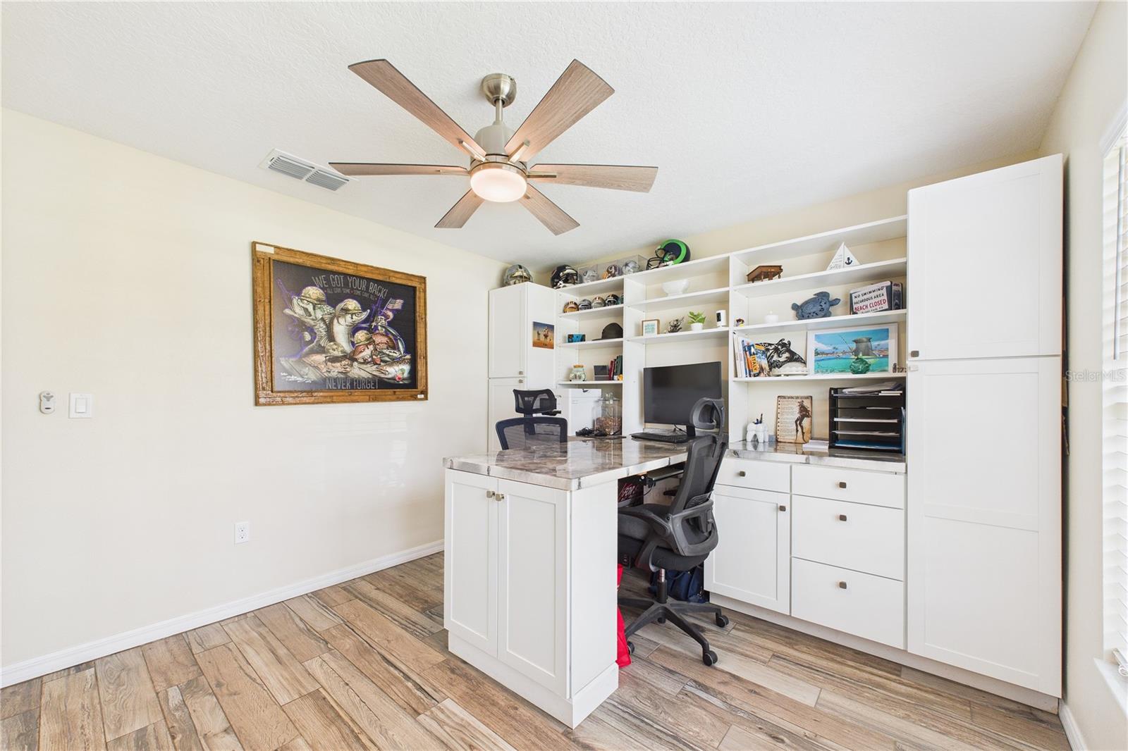 Image 7 of 100 For 8325 105th Court