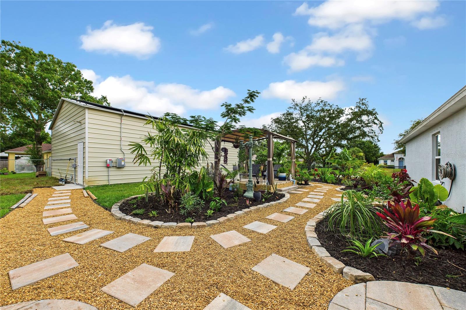 Image 80 of 100 For 8325 105th Court