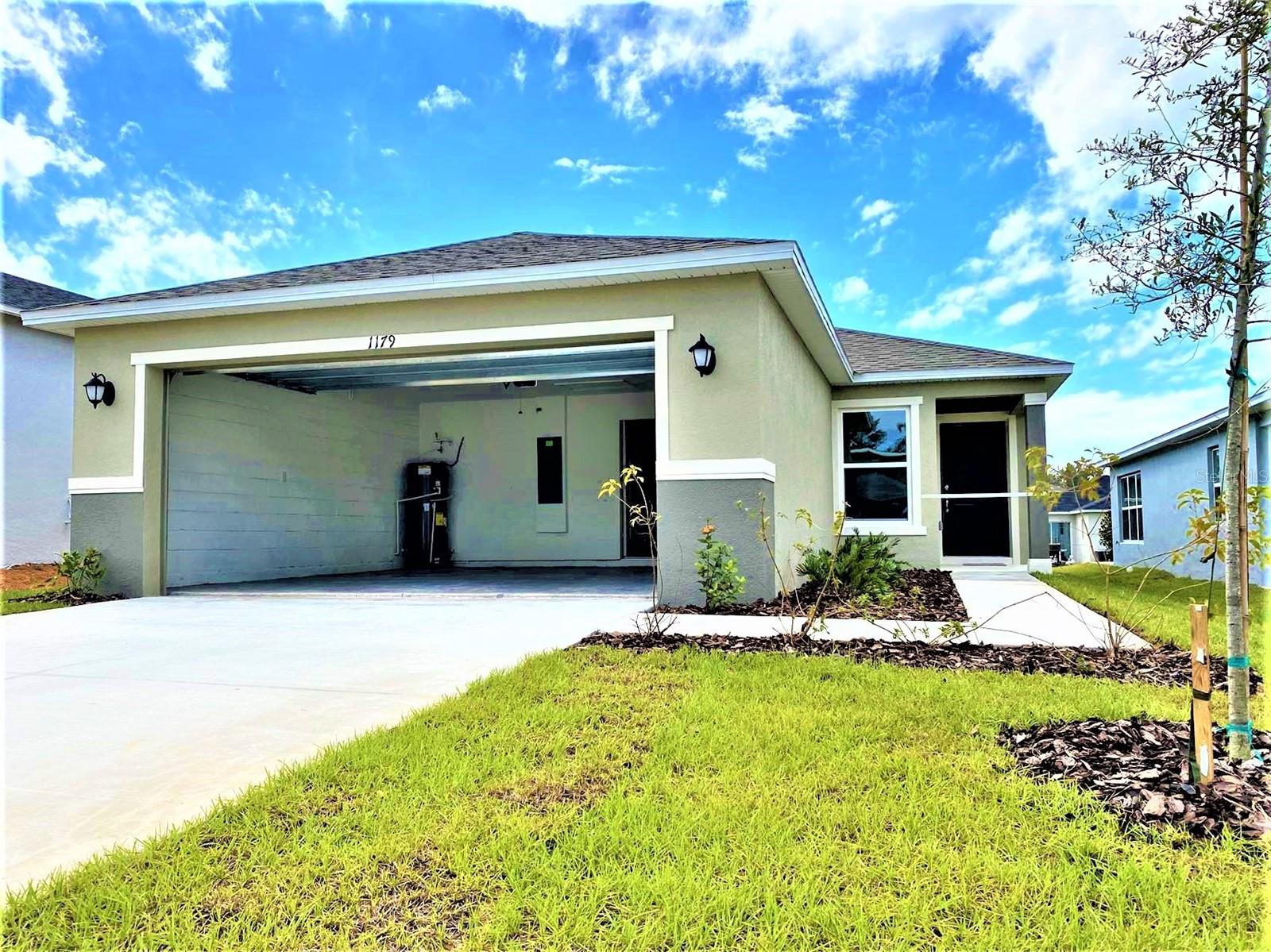 Image 2 of 46 For 1179 Papaya Circle