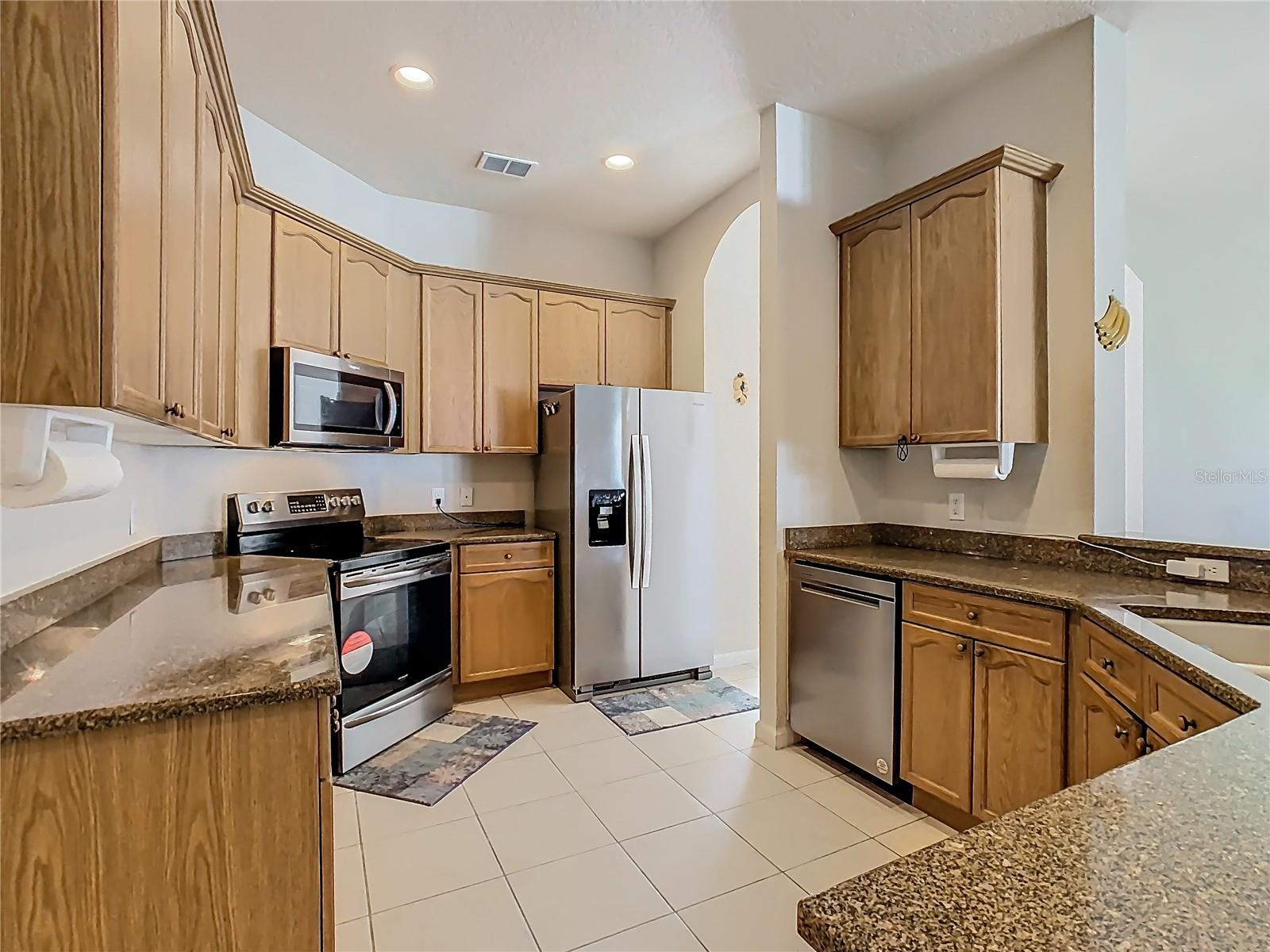 Image 14 of 62 For 2920 River Birch Drive
