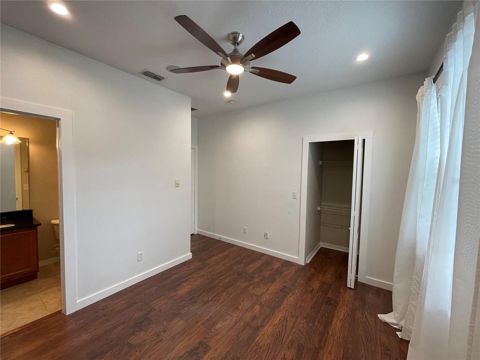 Image 17 of 23 For 9461 Flowering Cottonwood Road 45