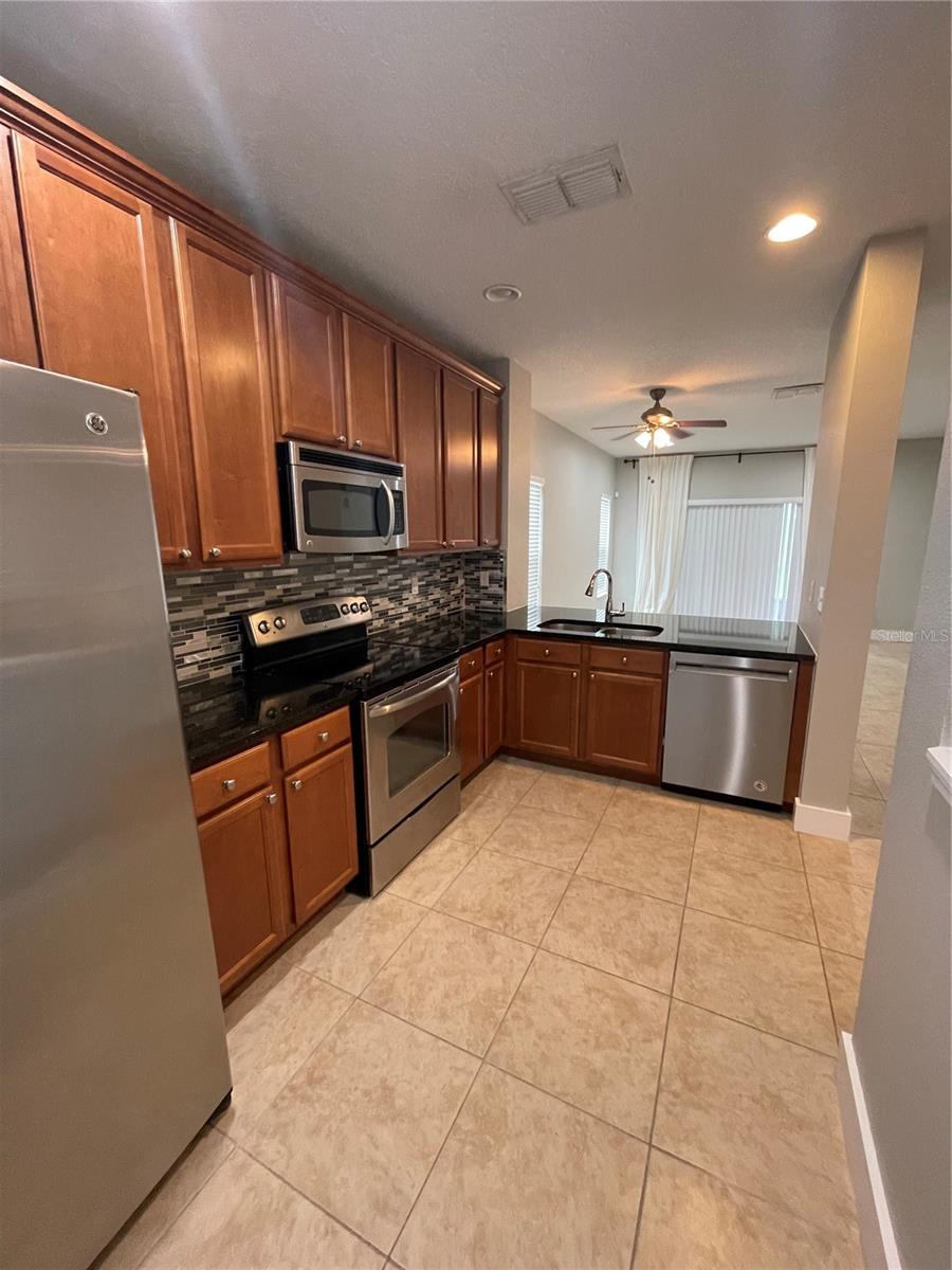 Image 4 of 23 For 9461 Flowering Cottonwood Road 45