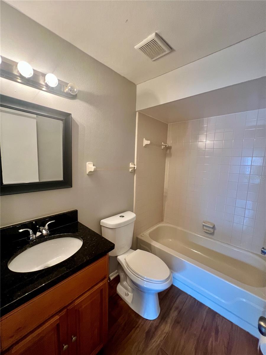 Image 14 of 29 For 808 Northlake Drive 808