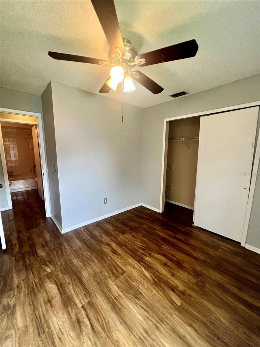 Image 16 of 29 For 808 Northlake Drive 808