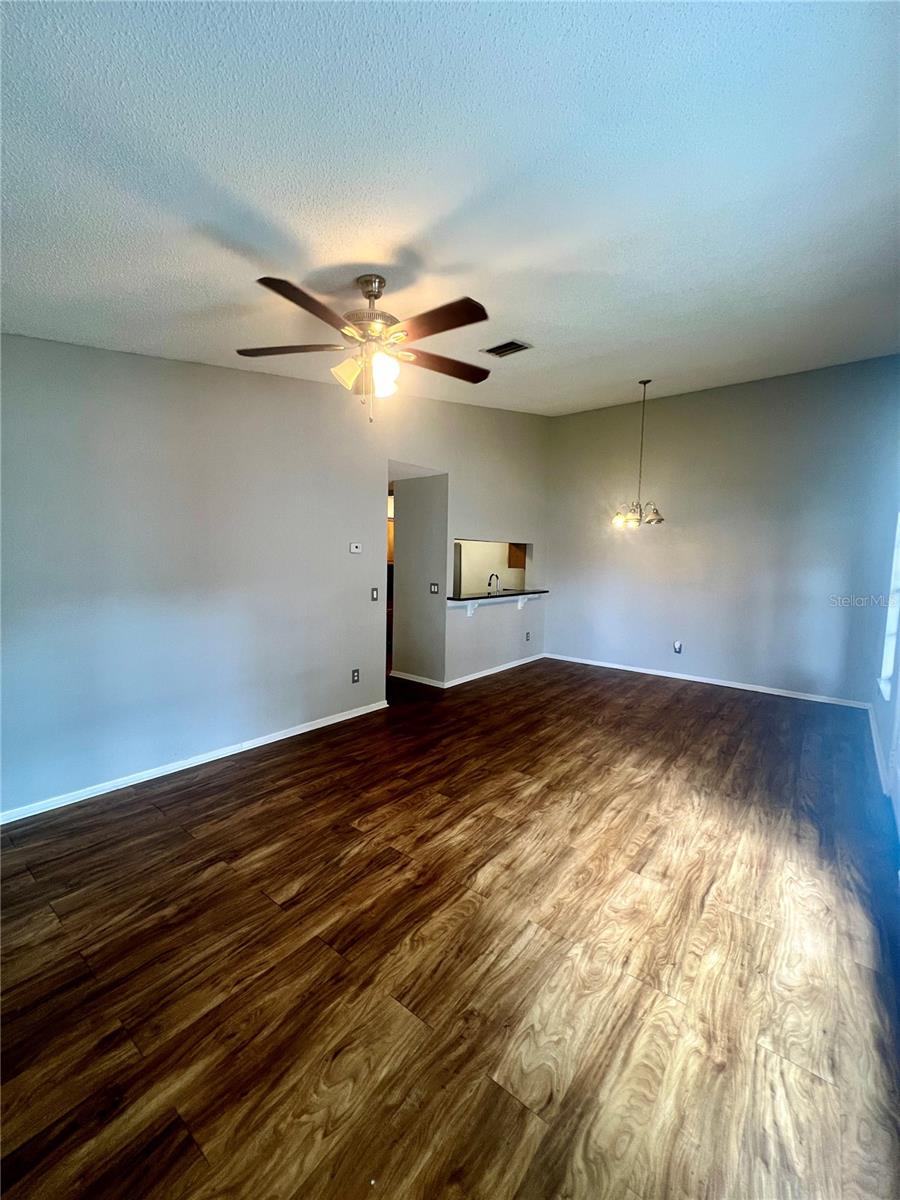 Image 5 of 29 For 808 Northlake Drive 808