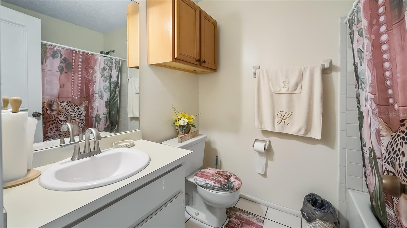 Image 13 of 14 For 1073 Woodman Way