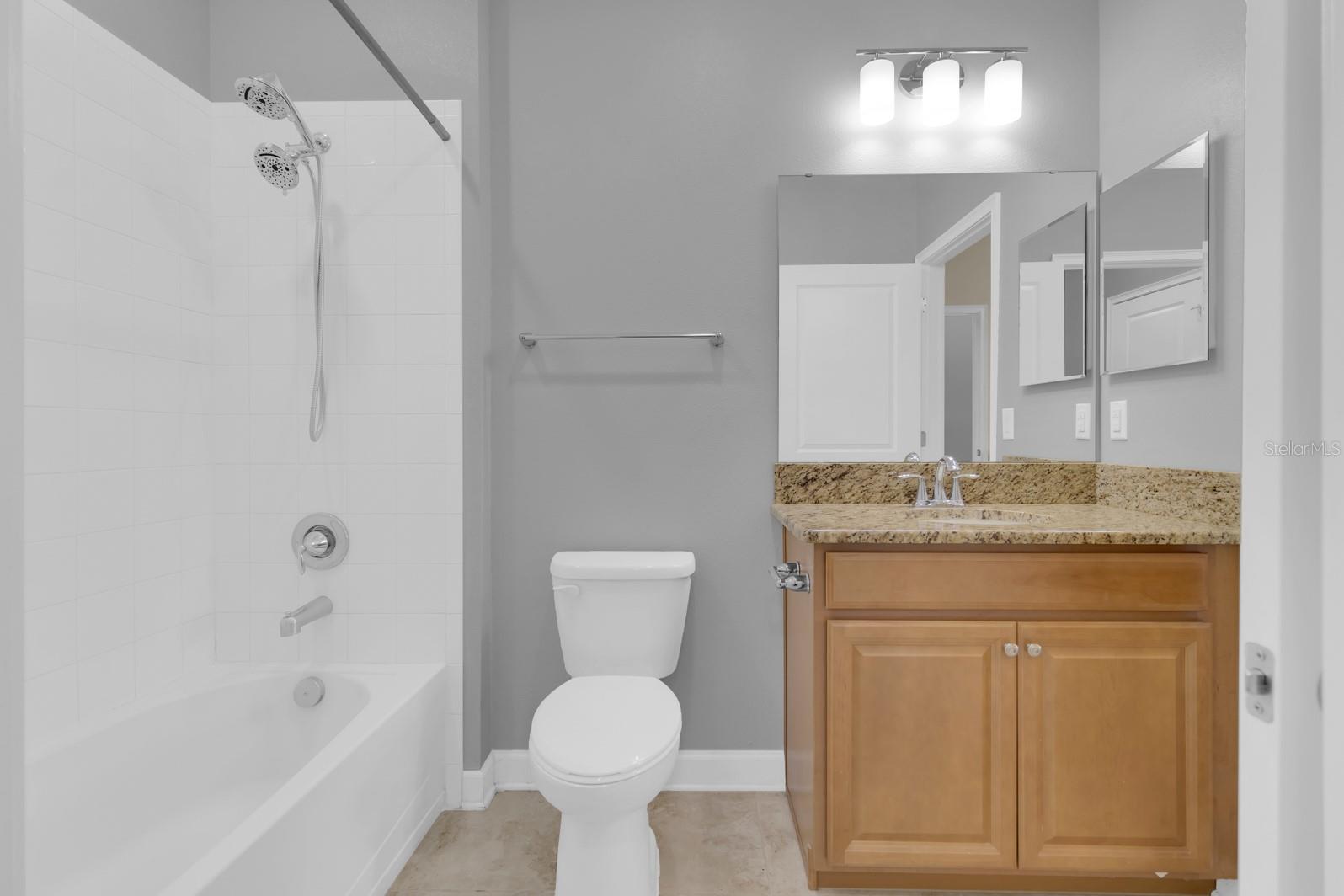 Image 13 of 51 For 3550 Fairwaters Court C