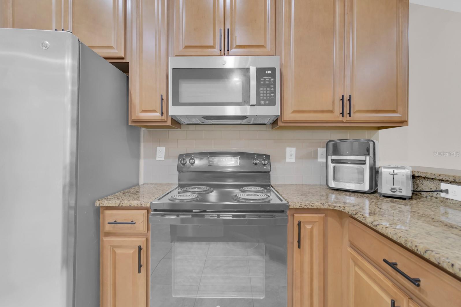 Image 25 of 51 For 3550 Fairwaters Court C