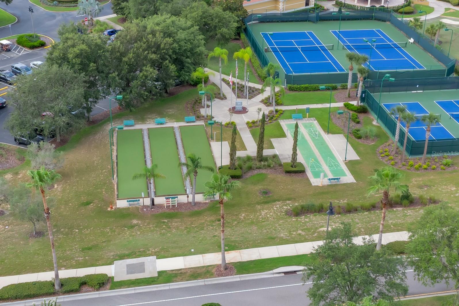 Image 36 of 51 For 3550 Fairwaters Court C