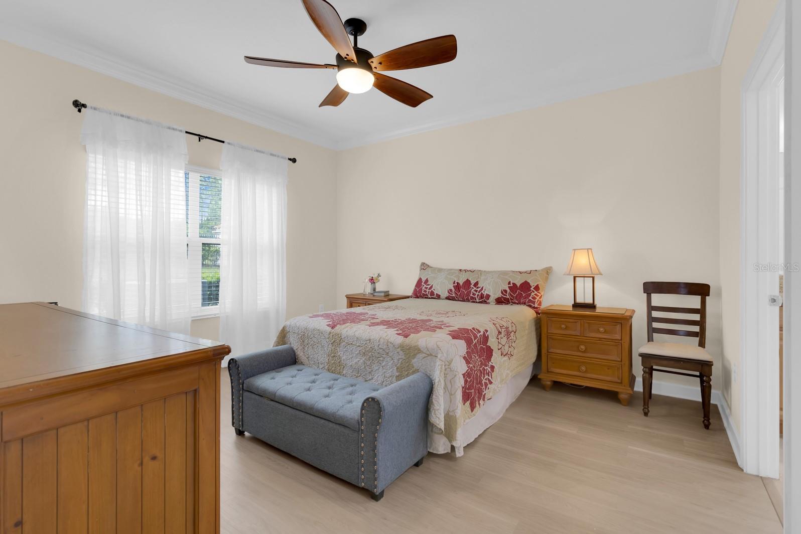 Image 5 of 51 For 3550 Fairwaters Court C
