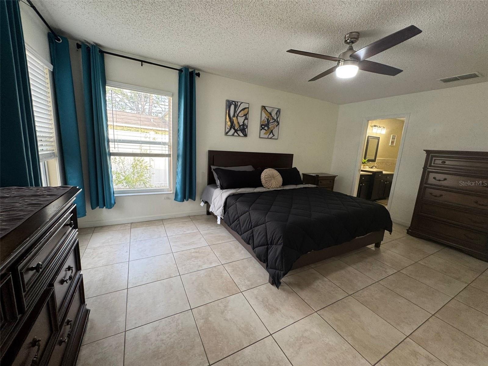 Image 10 of 22 For 425 Cardinal Ct