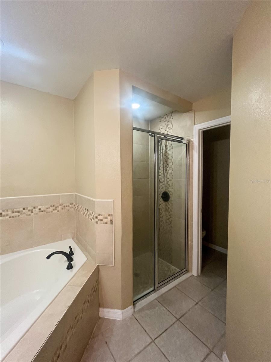 Image 12 of 22 For 425 Cardinal Ct