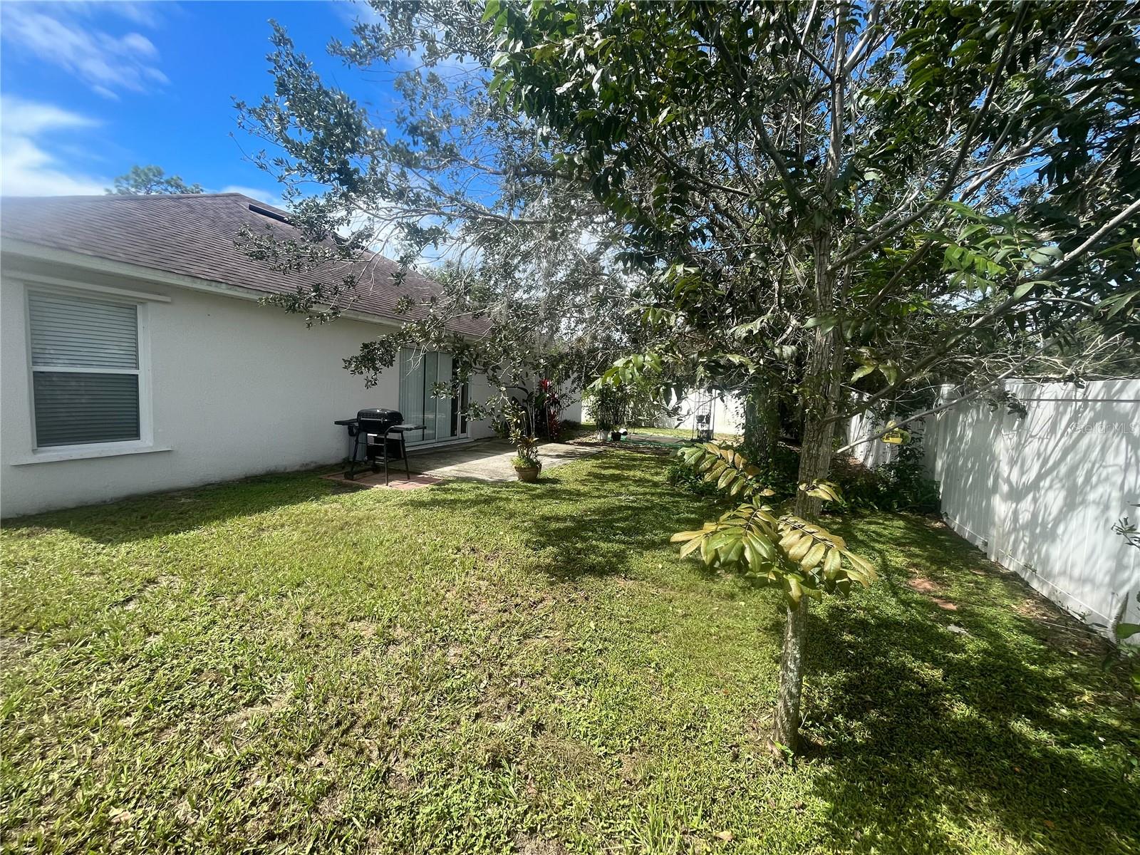 Image 19 of 22 For 425 Cardinal Ct