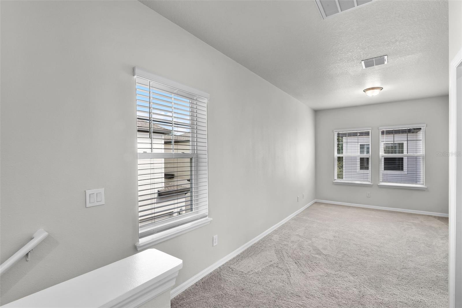 Image 12 of 33 For 505 Venetian Palms Boulevard