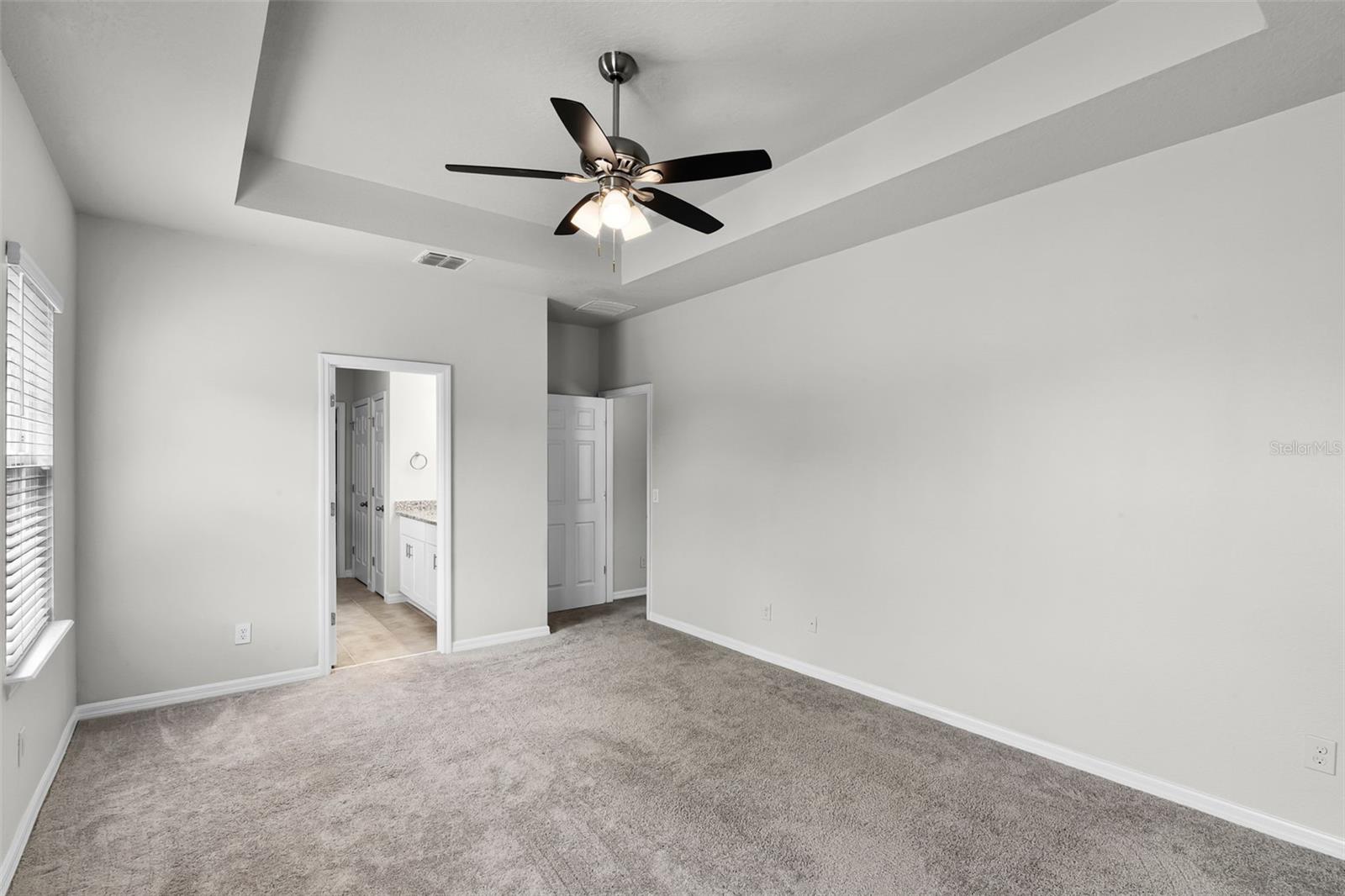 Image 17 of 33 For 505 Venetian Palms Boulevard