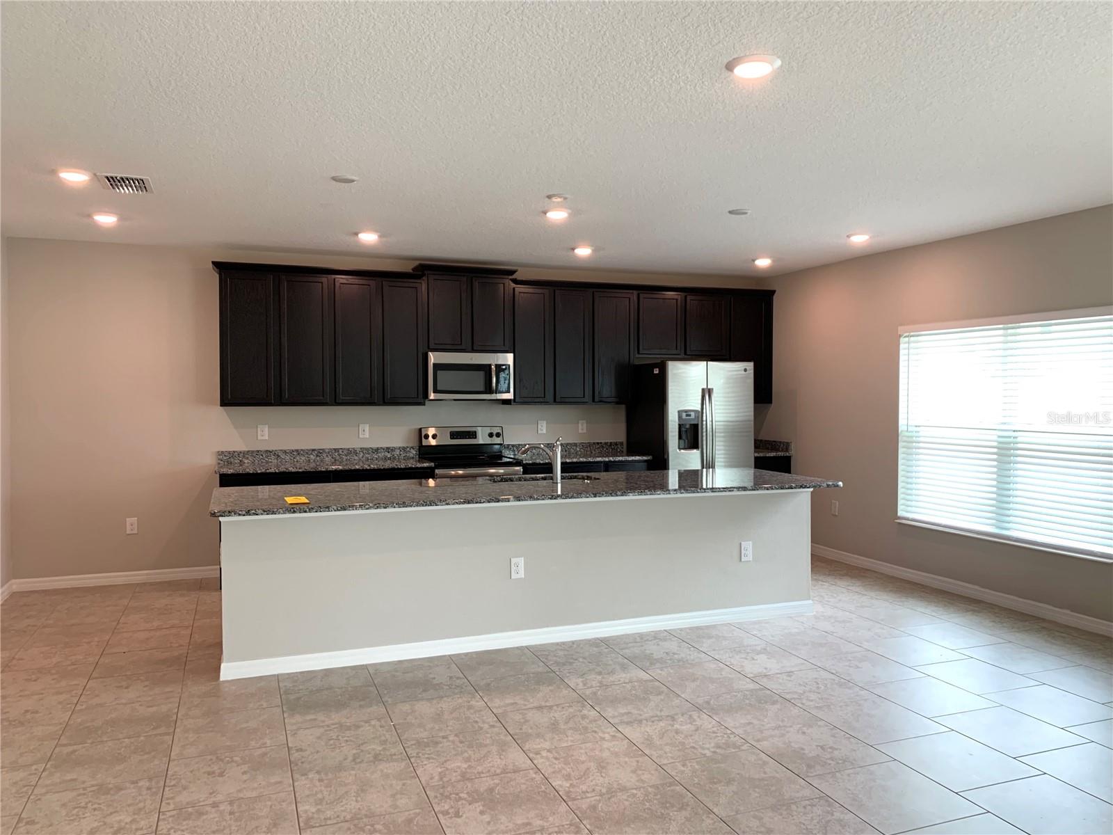 Image 10 of 27 For 3829 Fescue Street