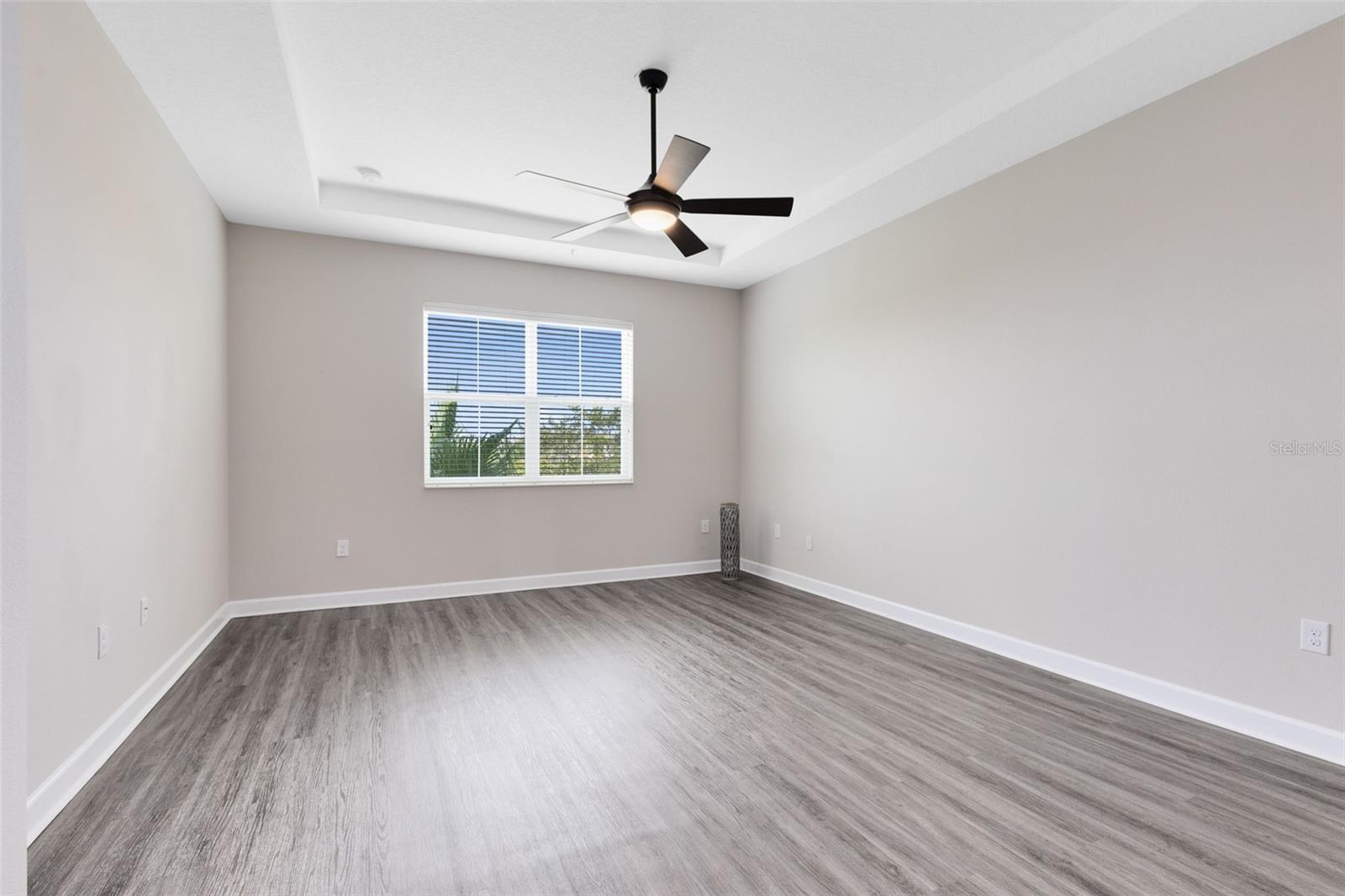 Image 20 of 36 For 1439 Lake George Drive