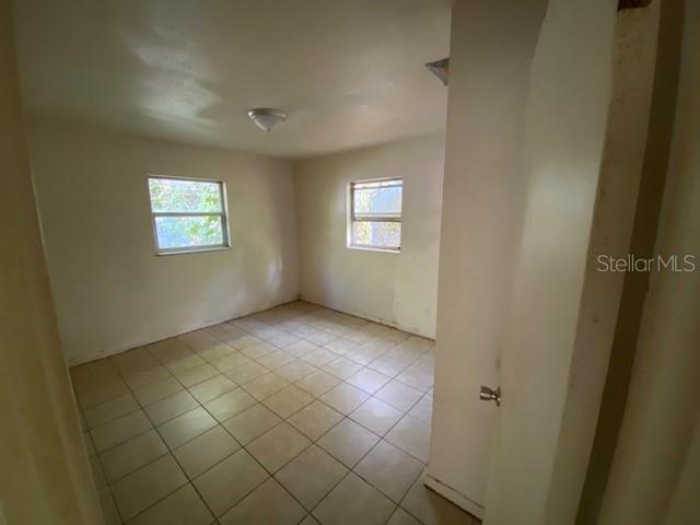 Image 7 of 8 For 604 Evans Street