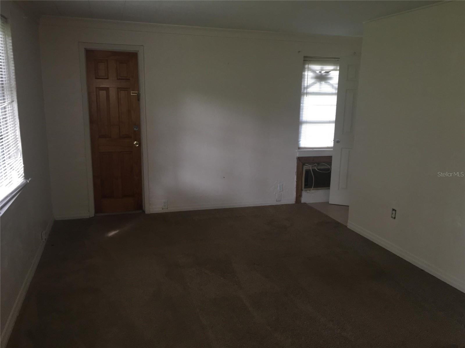 Image 2 of 12 For 375 Lowndes Avenue