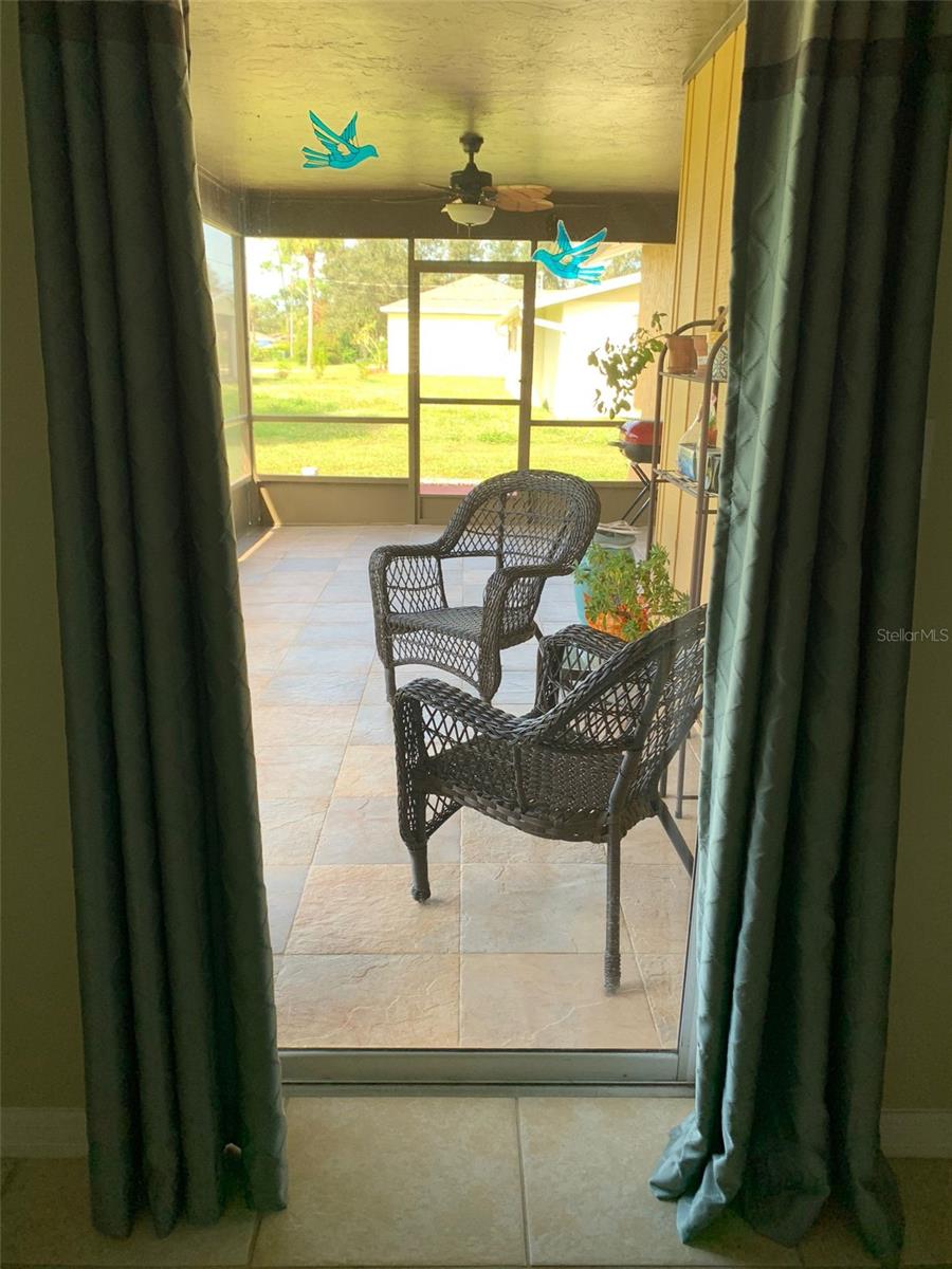 Image 14 of 16 For 1409 Yorkshire Street