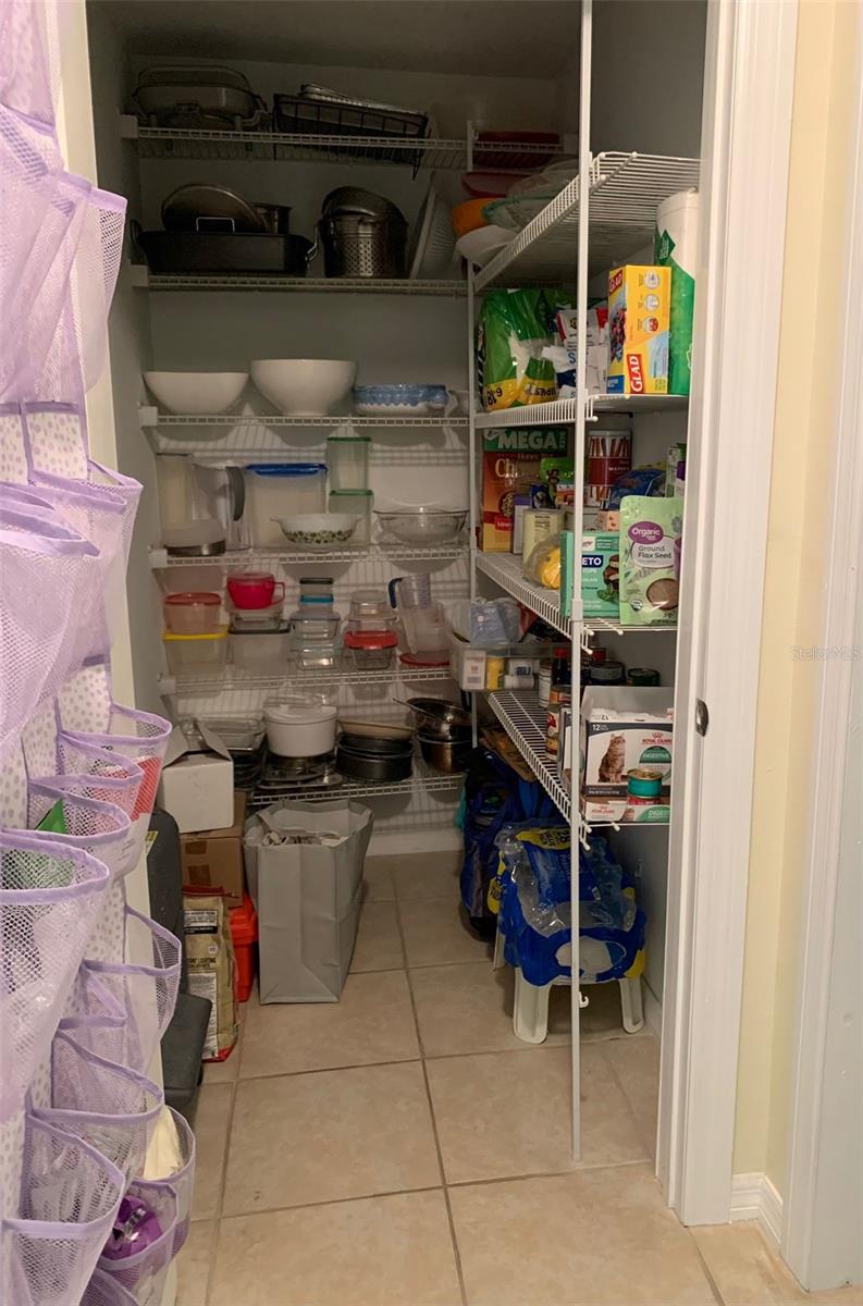 Image 6 of 16 For 1409 Yorkshire Street