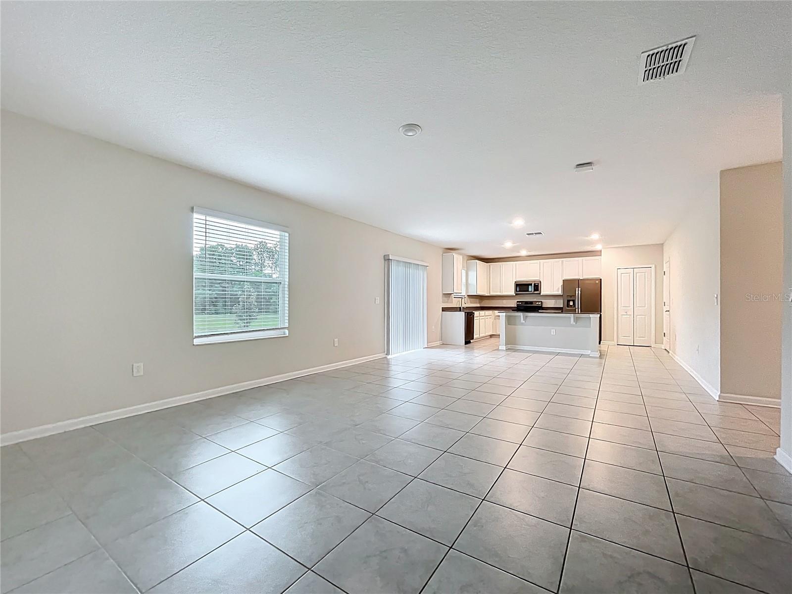 Image 11 of 52 For 16436 Fernridge Street