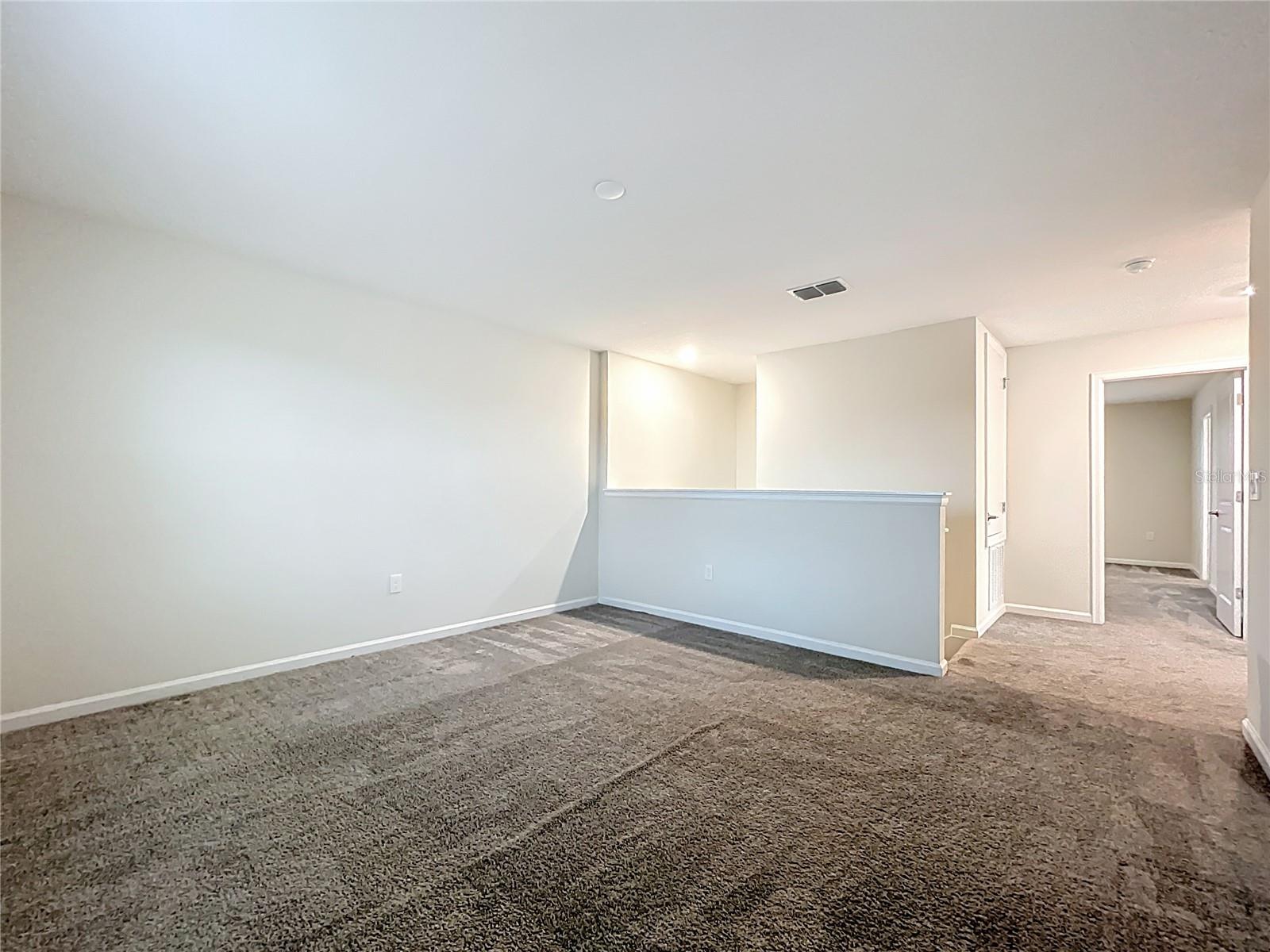 Image 22 of 52 For 16436 Fernridge Street
