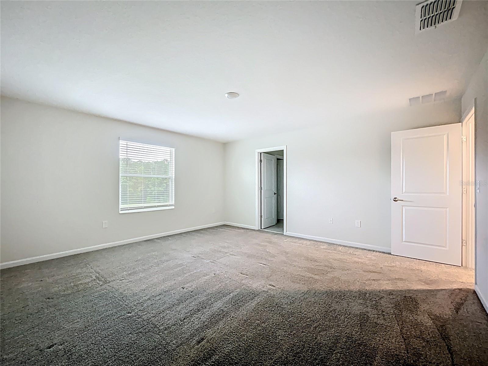 Image 26 of 52 For 16436 Fernridge Street