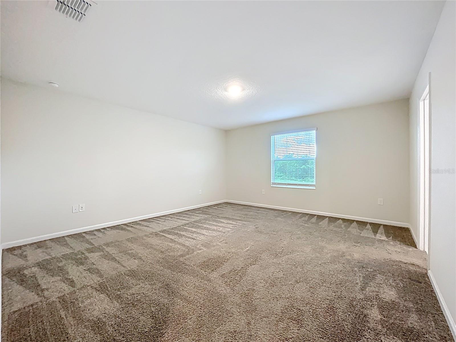 Image 30 of 52 For 16436 Fernridge Street