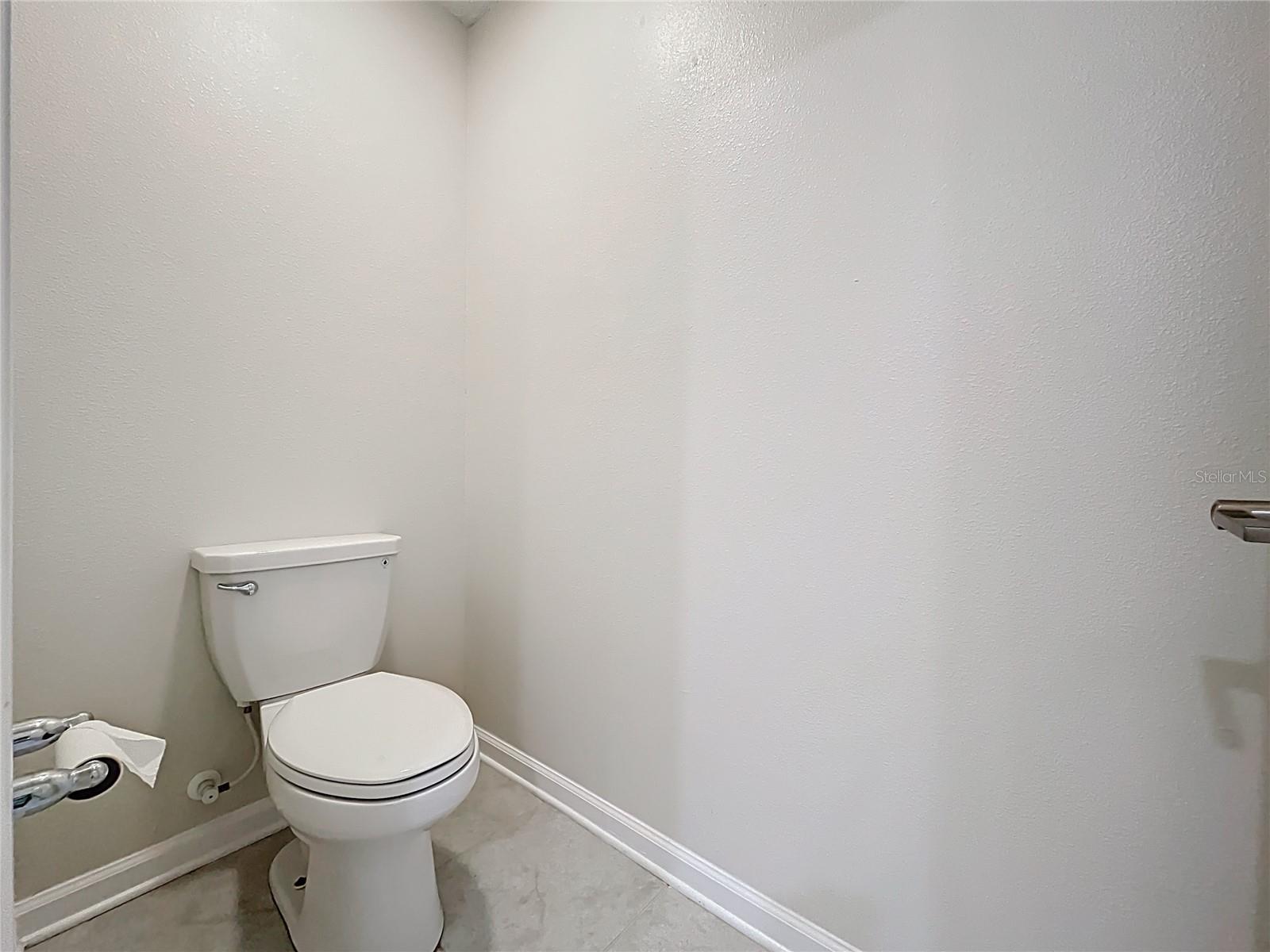Image 32 of 52 For 16436 Fernridge Street