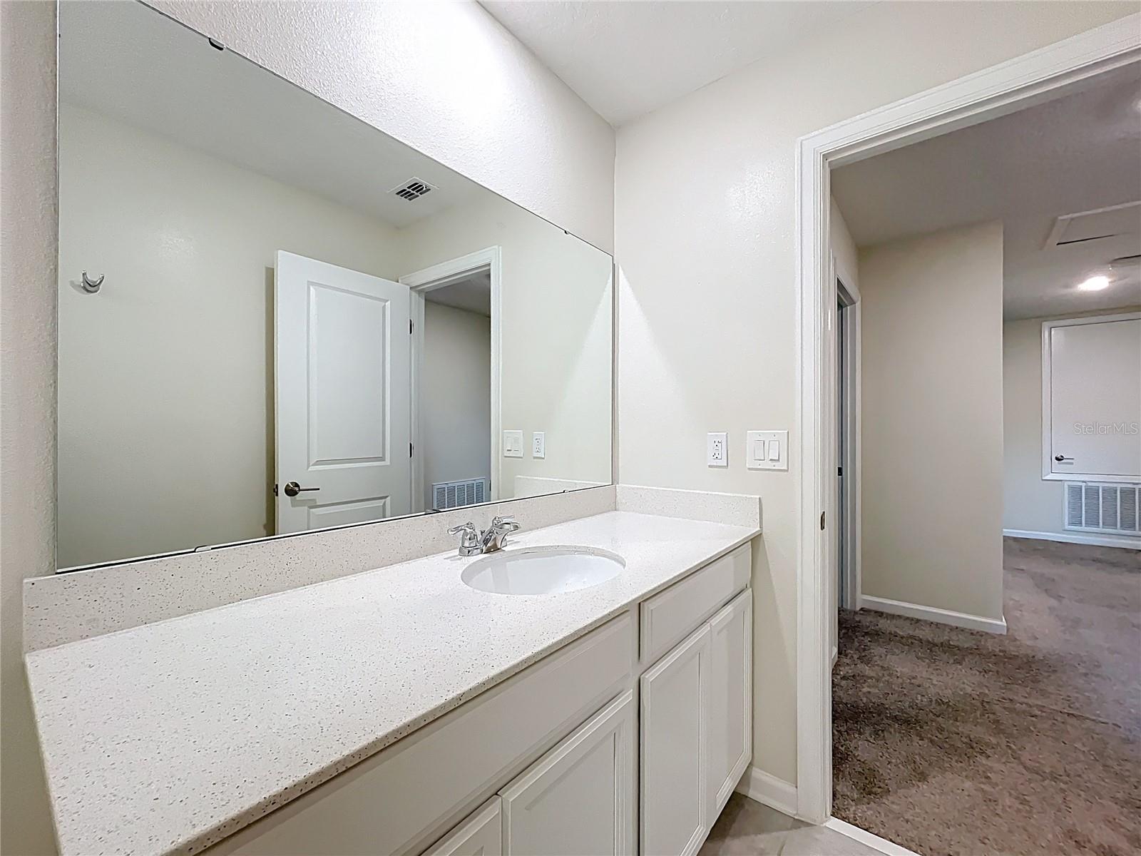 Image 42 of 52 For 16436 Fernridge Street