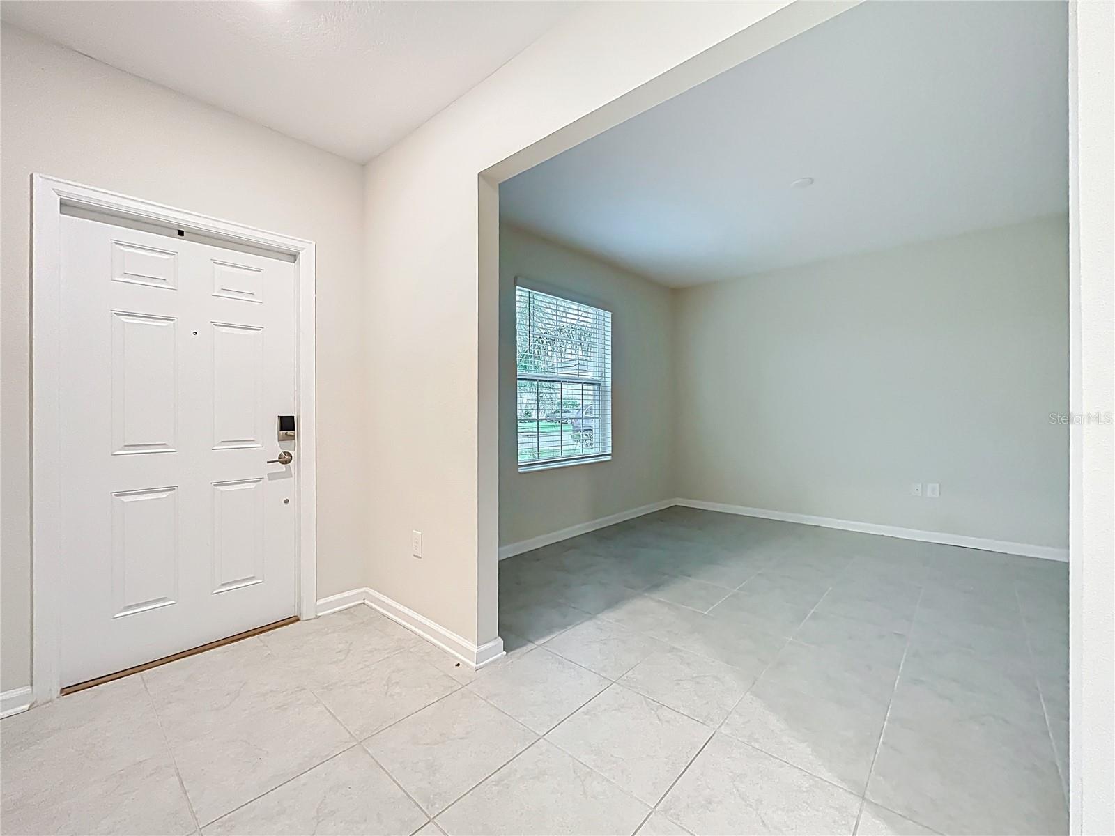 Image 5 of 52 For 16436 Fernridge Street