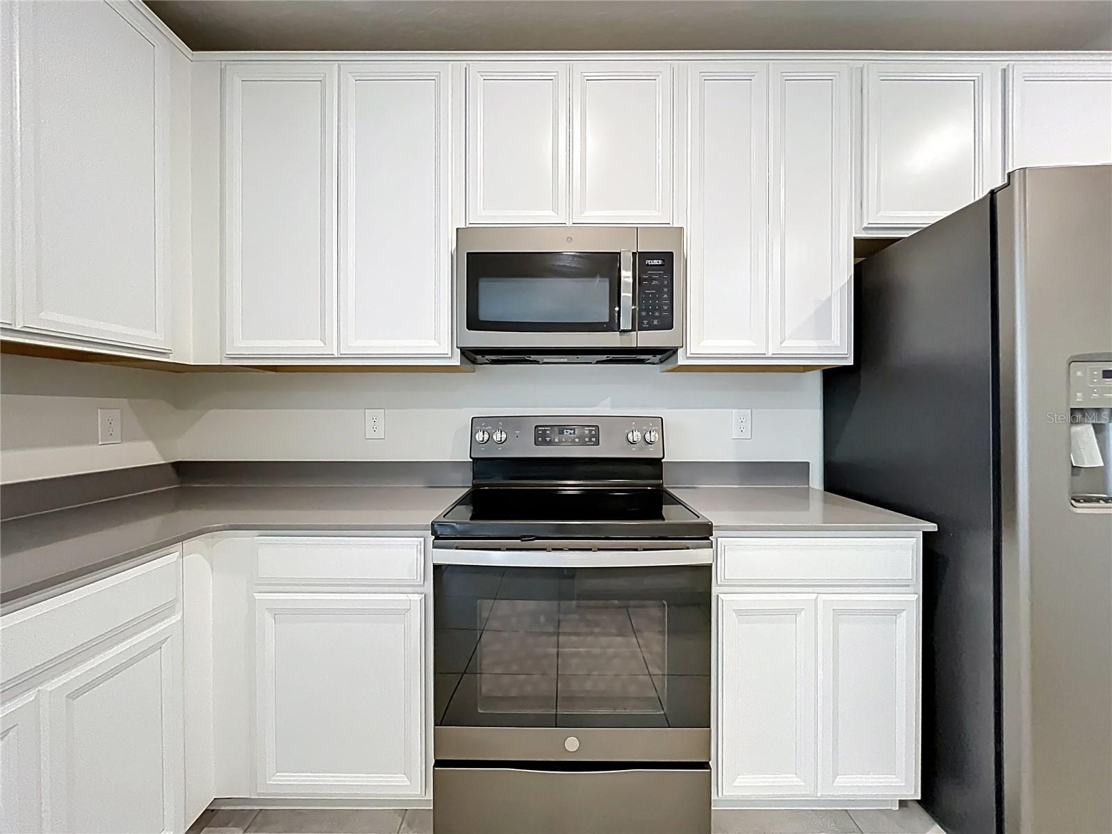 Image 9 of 52 For 16436 Fernridge Street