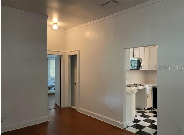 Image 5 of 26 For 528 Bluford Avenue