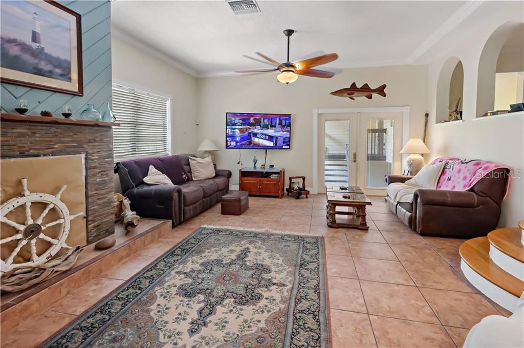 Image 11 of 30 For 12350 83rd Street
