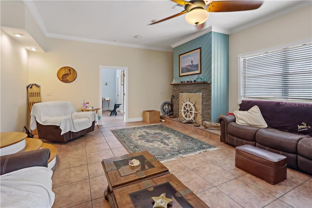 Image 19 of 30 For 12350 83rd Street