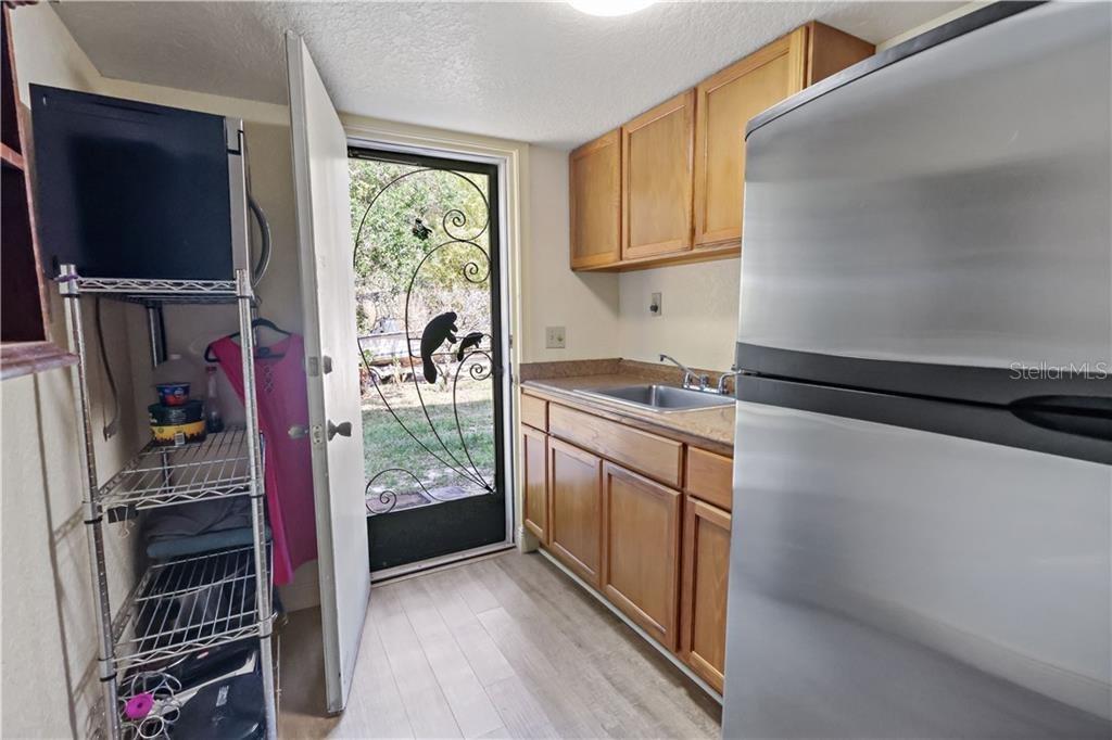Image 6 of 30 For 12350 83rd Street