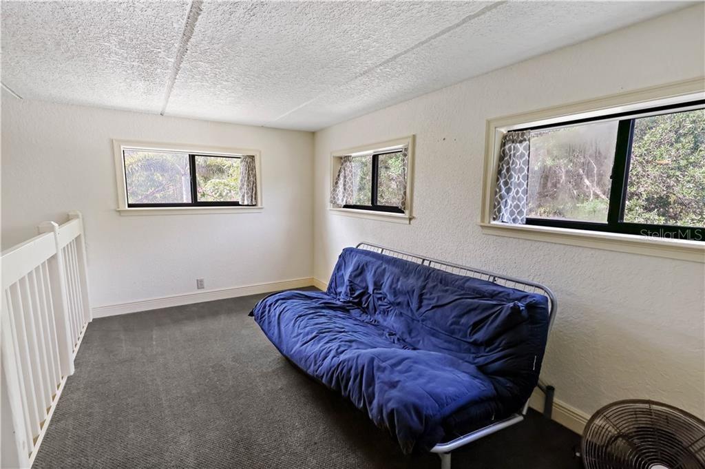 Image 8 of 30 For 12350 83rd Street