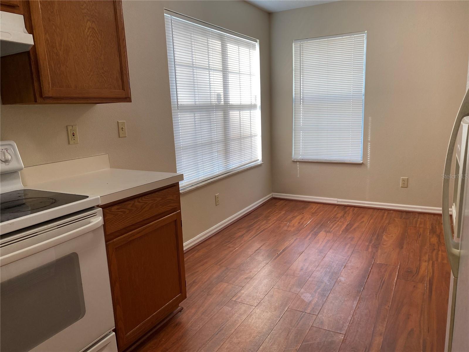 Image 5 of 17 For 744 Seminole Avenue