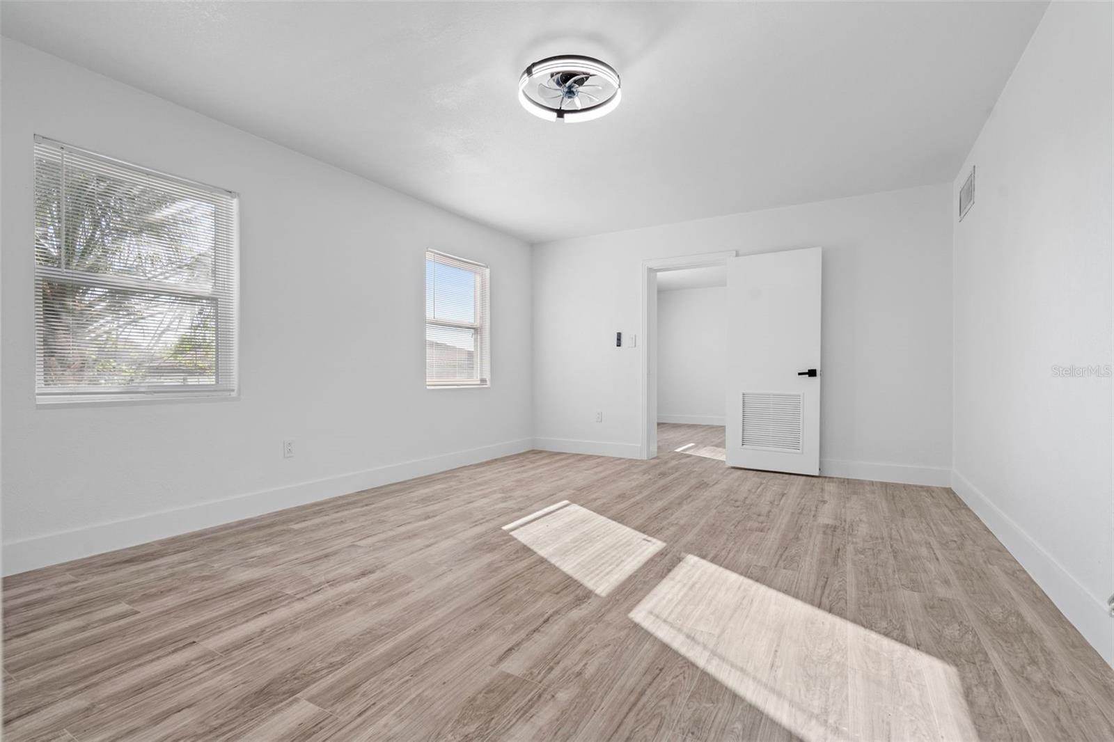 Image 25 of 37 For 311 Osceola Avenue