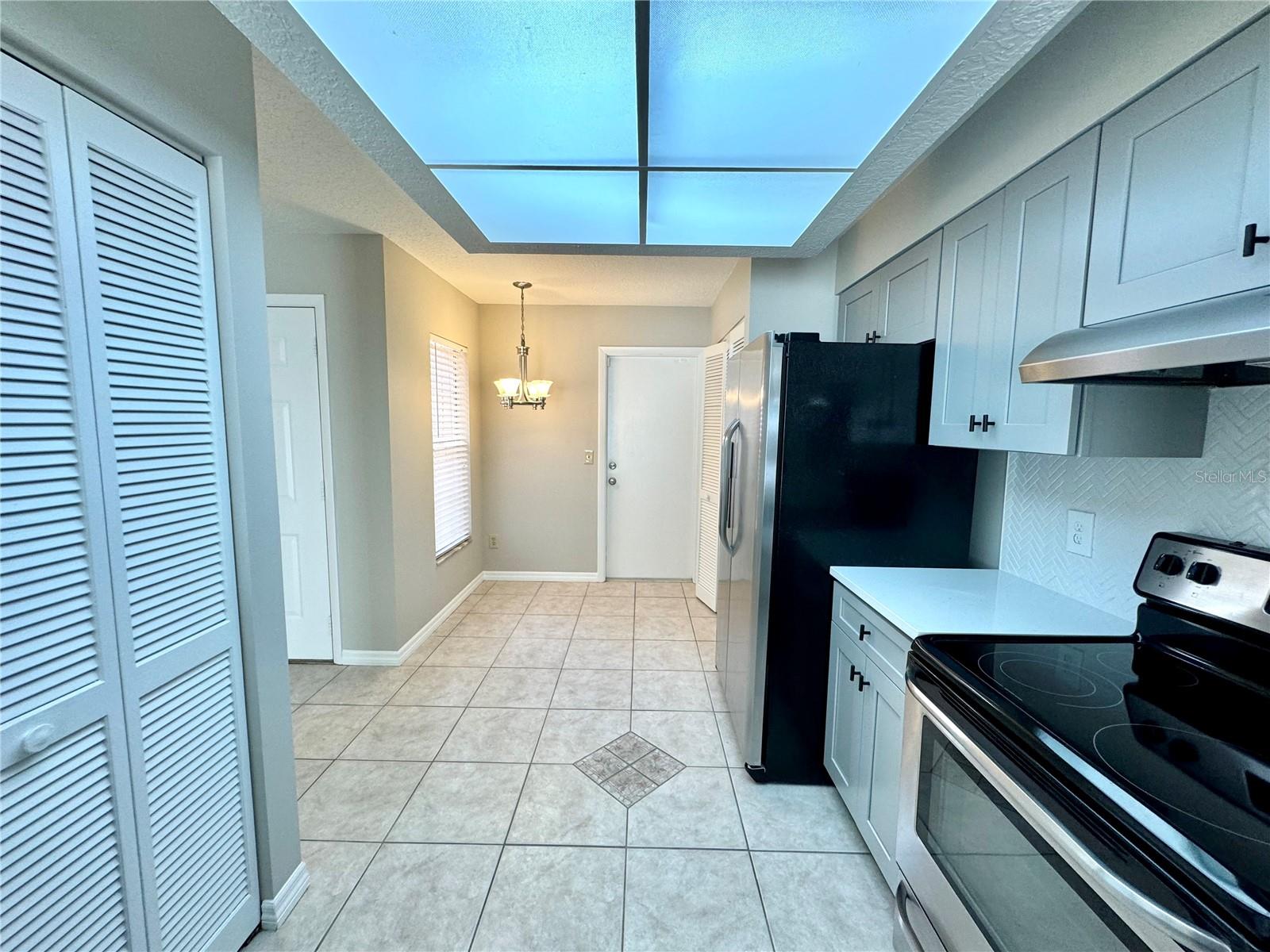 Image 11 of 58 For 4943 Walden Circle 61