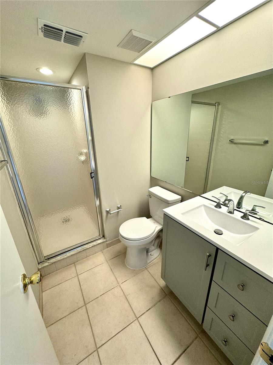 Image 35 of 58 For 4943 Walden Circle 61