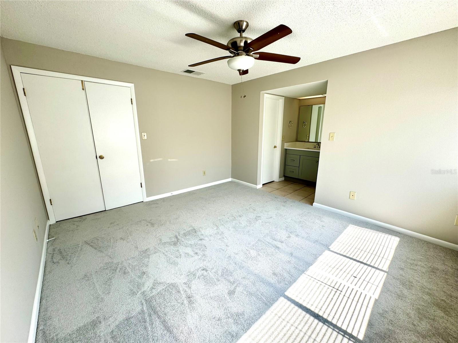 Image 49 of 58 For 4943 Walden Circle 61
