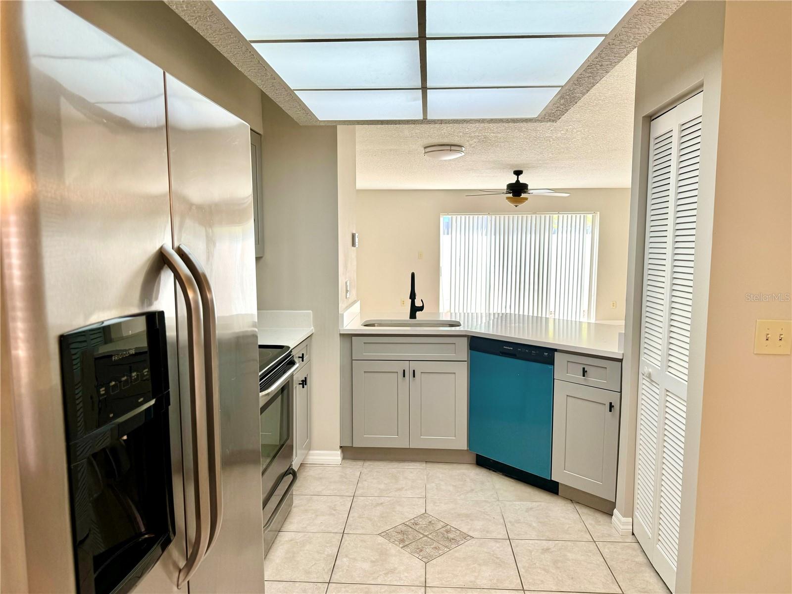 Image 8 of 58 For 4943 Walden Circle 61