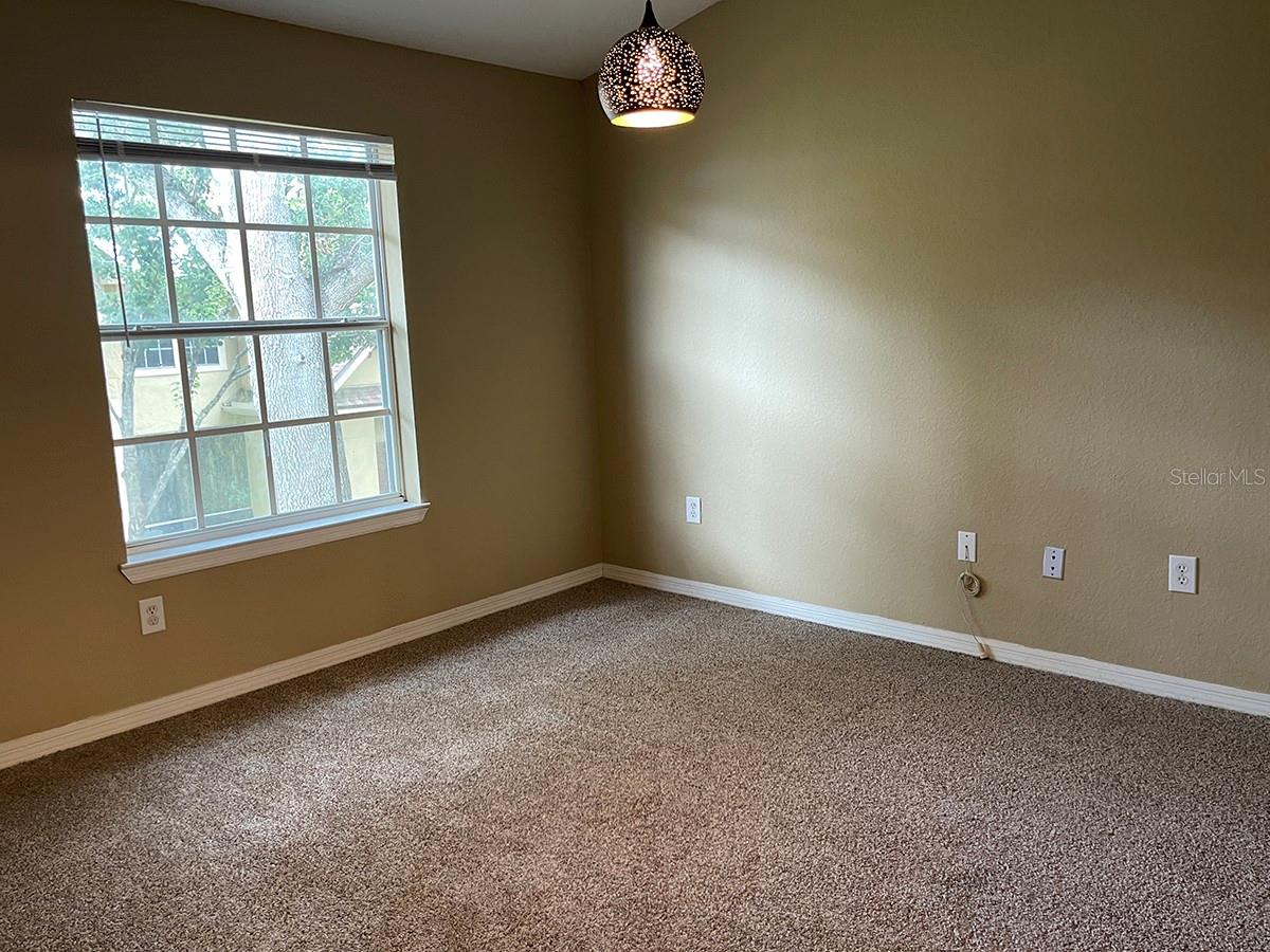 Image 12 of 24 For 843 Grand Regency Pointe  204