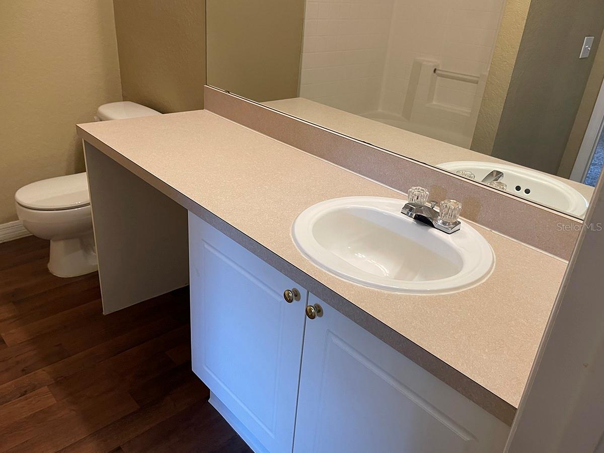 Image 13 of 24 For 843 Grand Regency Pointe  204