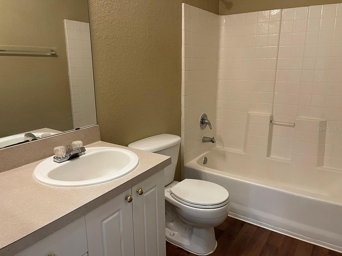 Image 21 of 24 For 843 Grand Regency Pointe  204